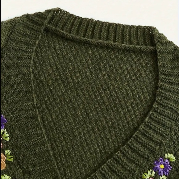 Surprise Song Inspired Cardigan Taylor Swift Swiftie evermore Flowers Green - Picture 5 of 6